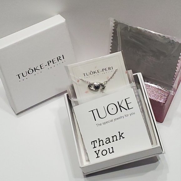 Jewelry - Picture 1 of 2